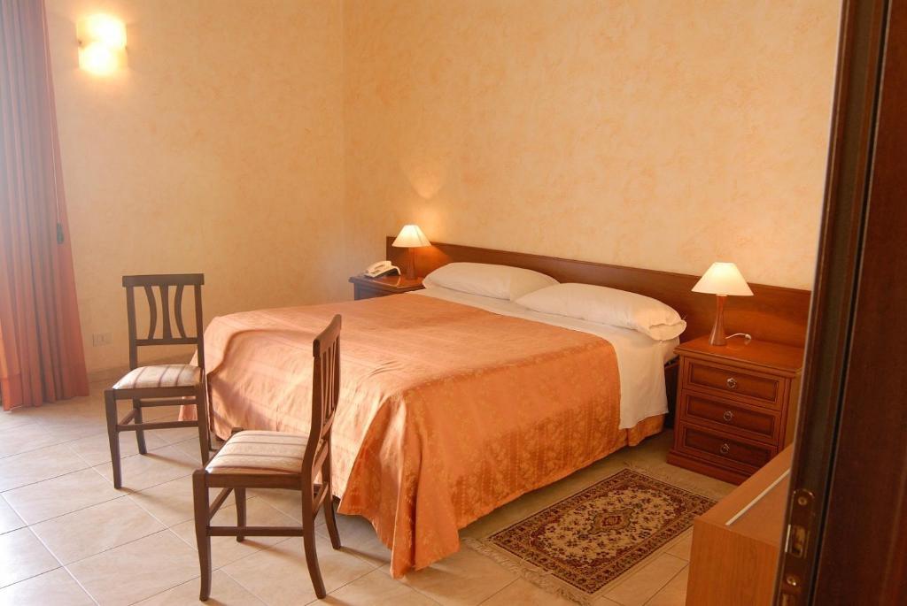 Hotel Gresi 3*