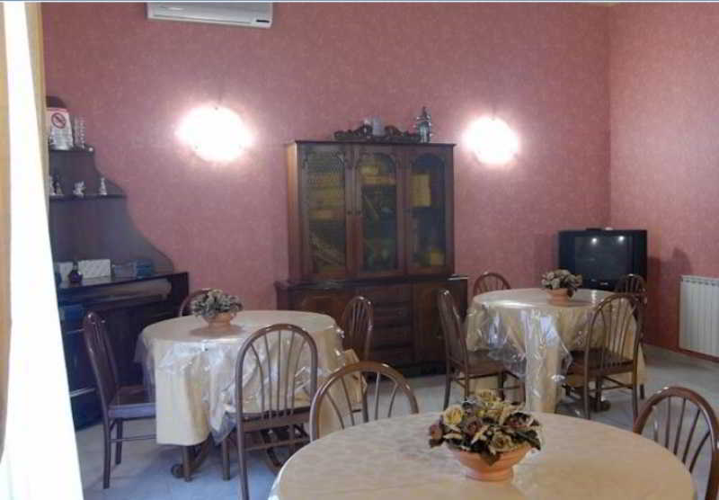 Gresi Hotel 3*